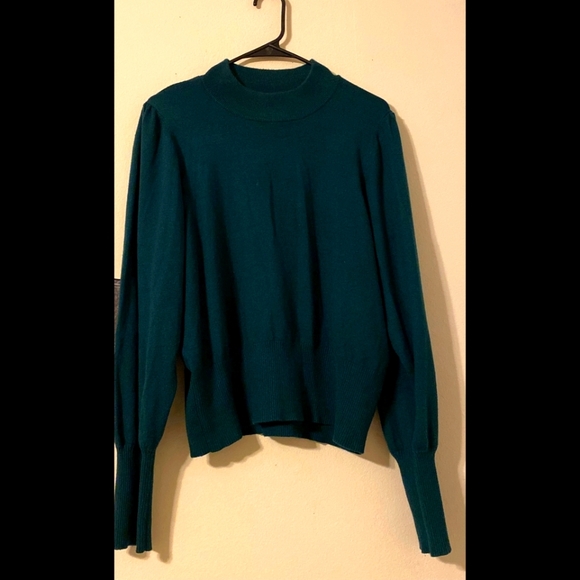 🆕️ LISTING!! EXPRESS MOCK NECK BALLOON SLEEVE SWEATER TOP - Picture 5 of 11